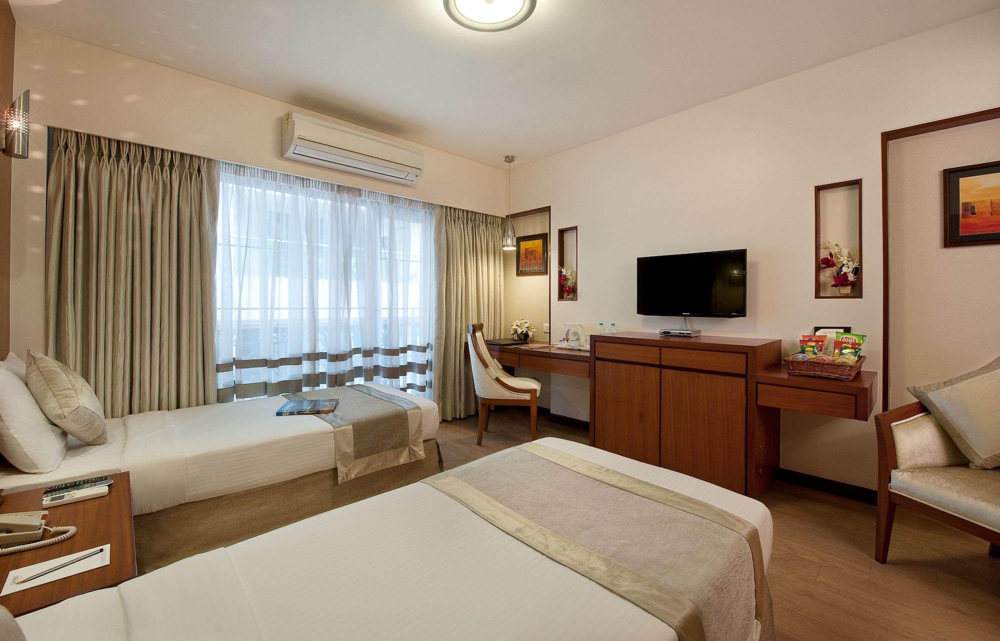 Grand Residency Hotel & Serviced Apartments Bombay Esterno foto