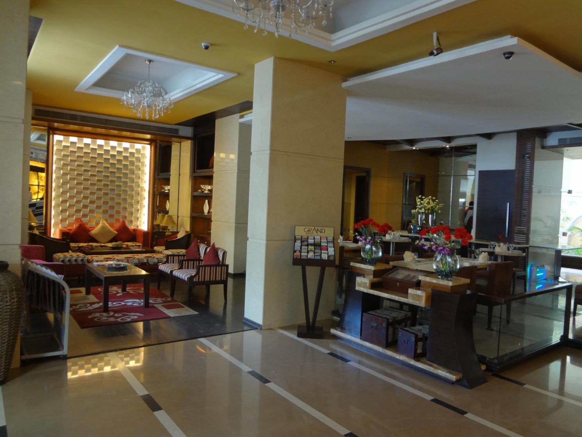 Grand Residency Hotel & Serviced Apartments Bombay Esterno foto