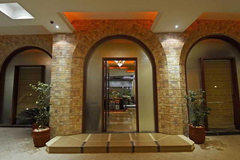Grand Residency Hotel & Serviced Apartments Bombay Esterno foto