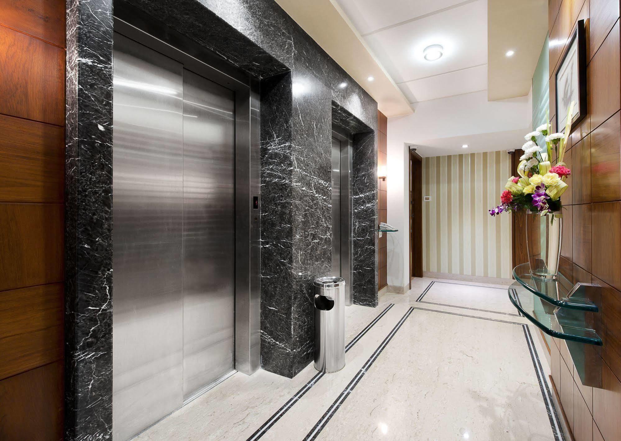 Grand Residency Hotel & Serviced Apartments Bombay Esterno foto